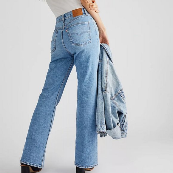 Levi's 70's High Flare Put It Back Jeans in Marin Babe for Free People NWT - Picture 2 of 15